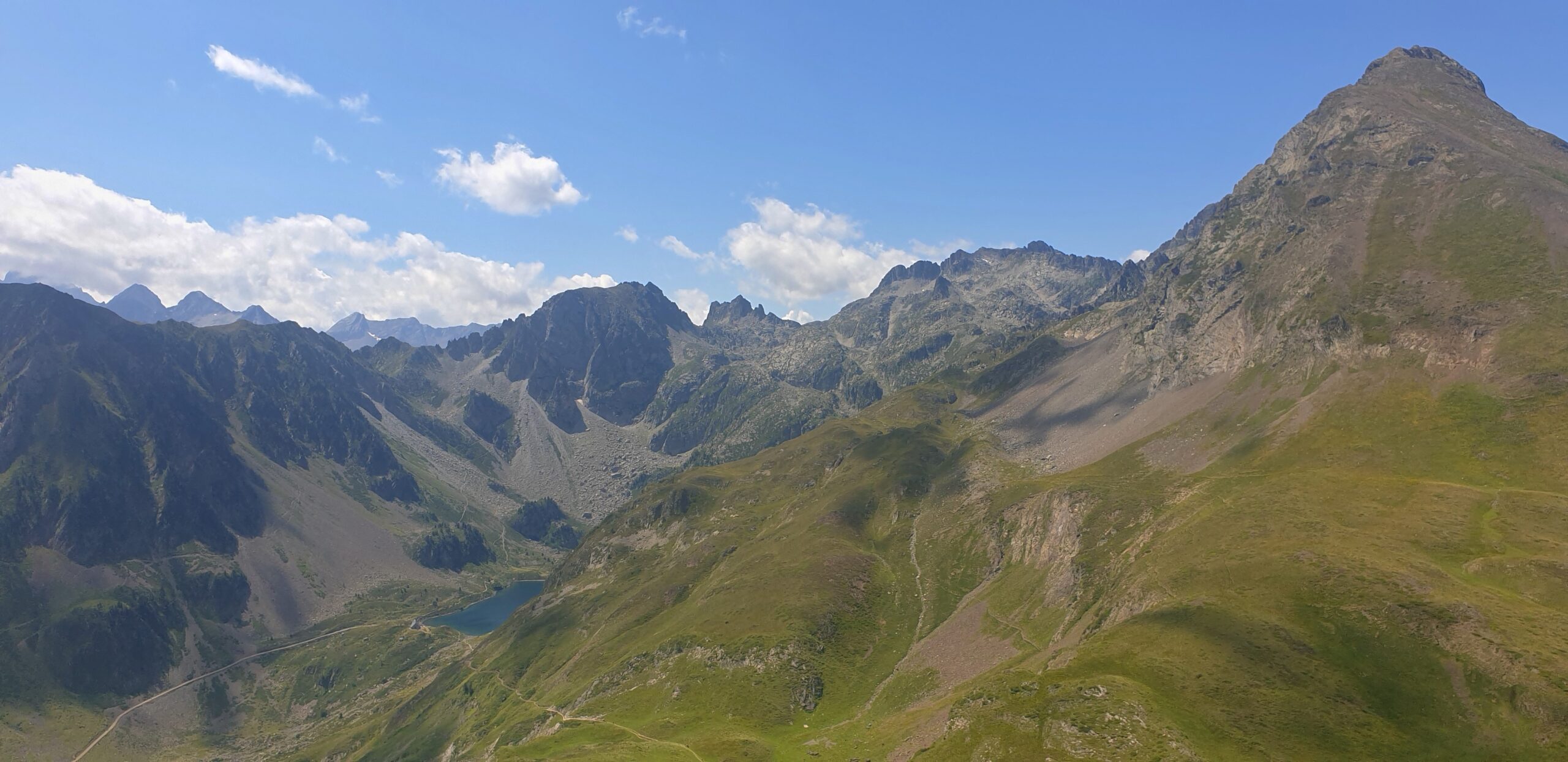 FAMILLE GINESTET dans les PYRENNEES